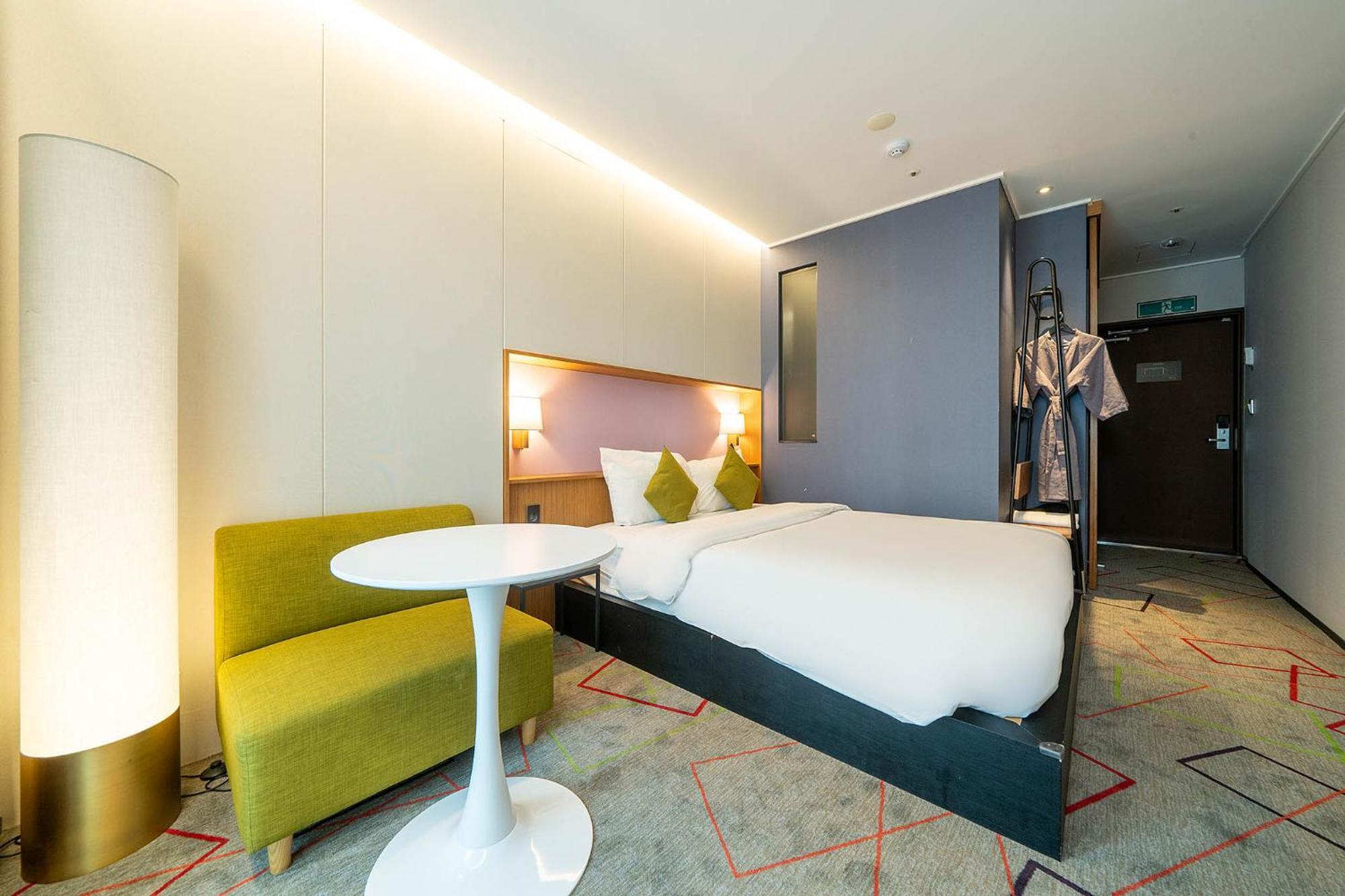 South Vandeco Hotel Busan Exteriör bild