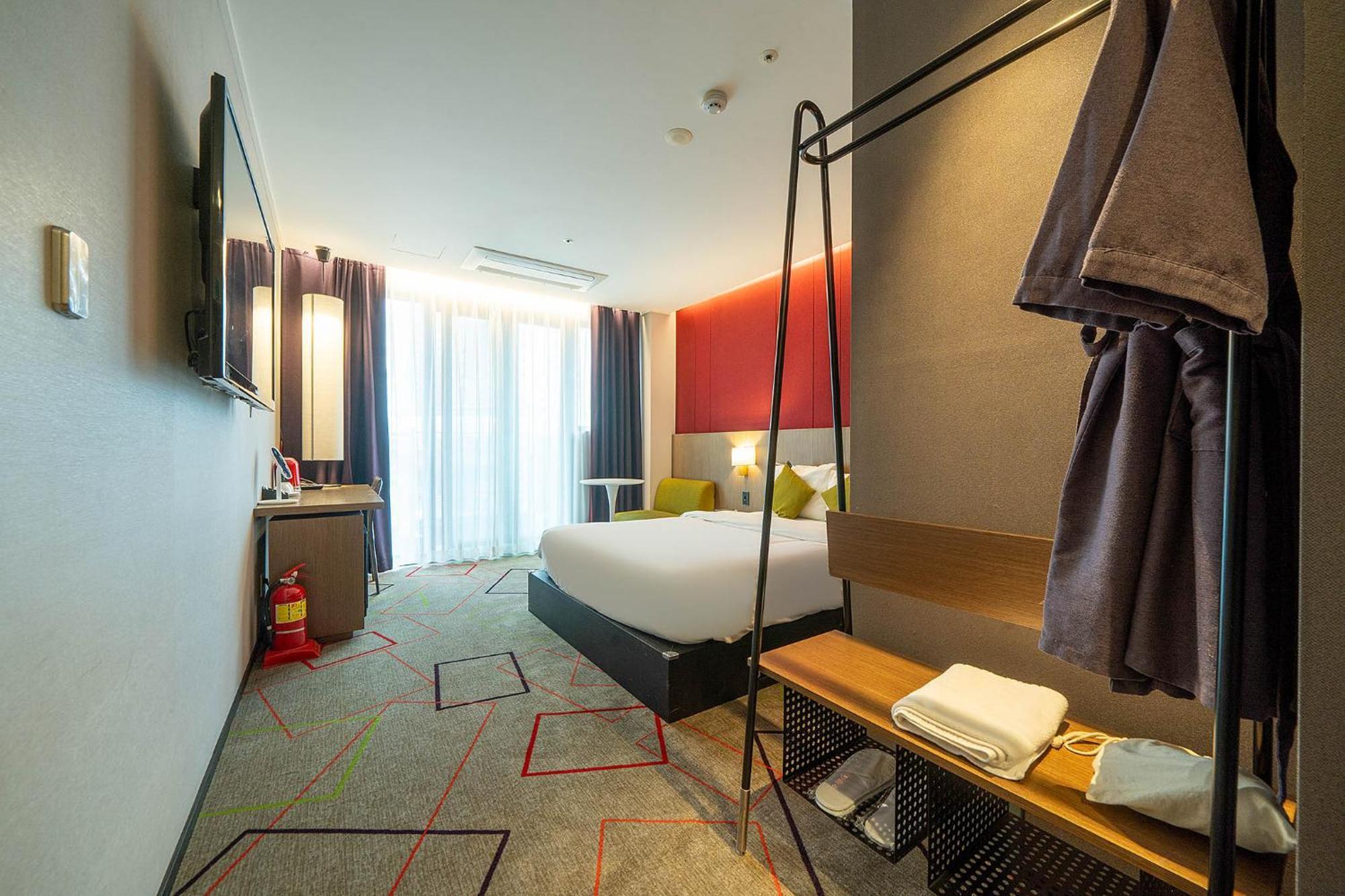 South Vandeco Hotel Busan Exteriör bild